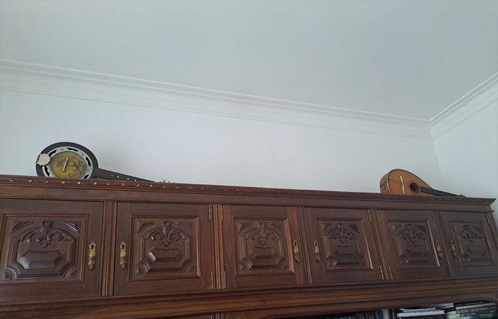 Movel de sala, de madeira verdadeira