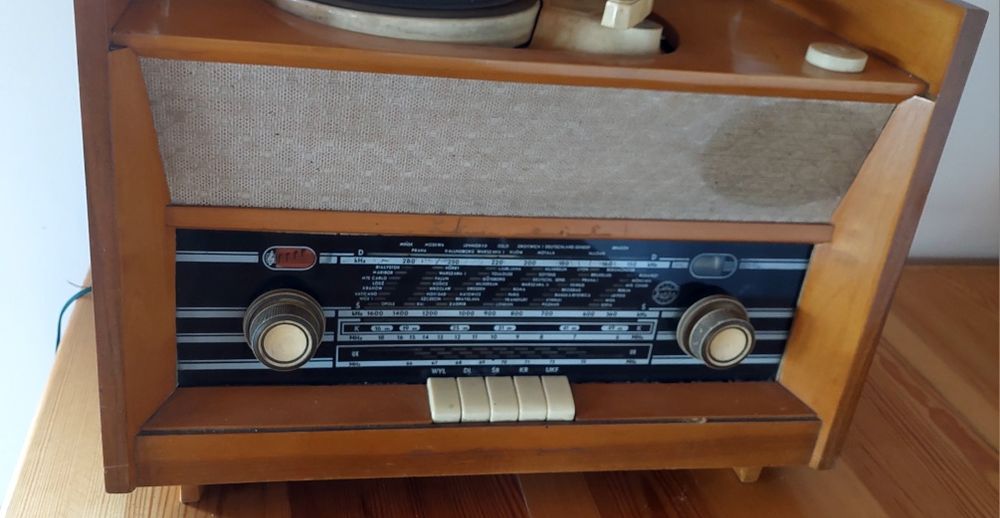 Stare radio lampowe Koncert Diora 6201
