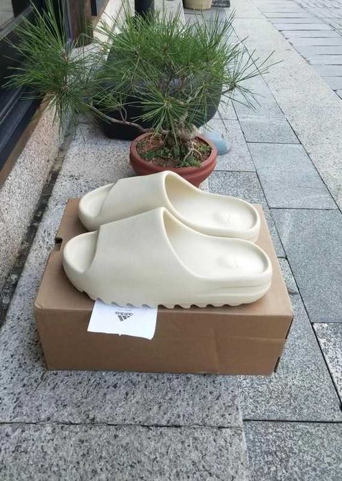 adidas Yeezy Slide Bone R.43