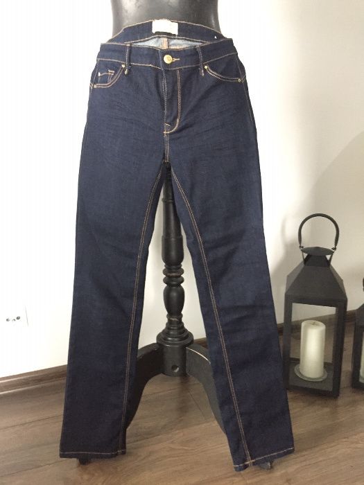 Jeansy Stradivarius