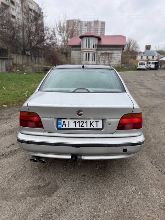 Продам бмв Е39 2.0 бензин