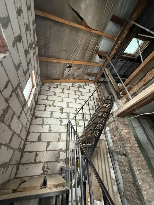 Продам квартиру з окремим входом