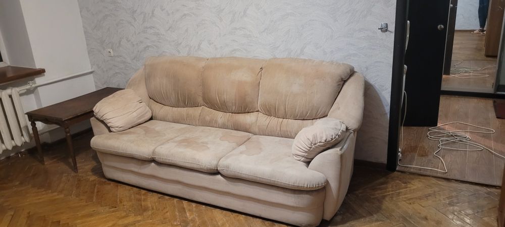 Диван безкоштовно