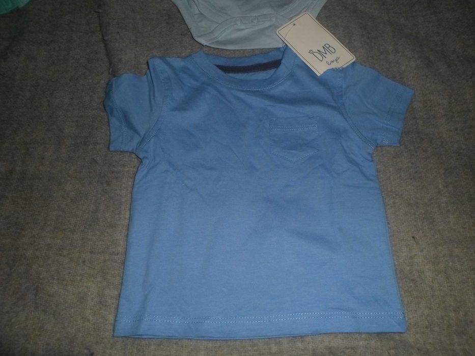 bodws + t-shirts novos com etiqueta para bebe menino