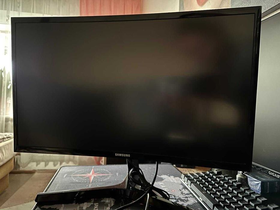 Монітор Ігровий Діагональ 24 Samsung Curved C24F396F (LC24F396FHIXCI)