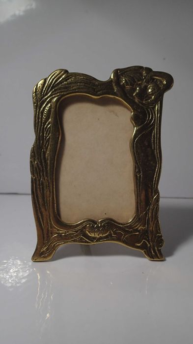 Pequena Moldura antiga estilo Arte Nova em Bronze