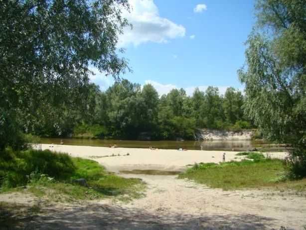 Оренда котеджу в шикарному місці на Десні подобово!!!