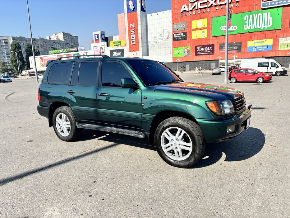 Toyota Land Cruiser 100