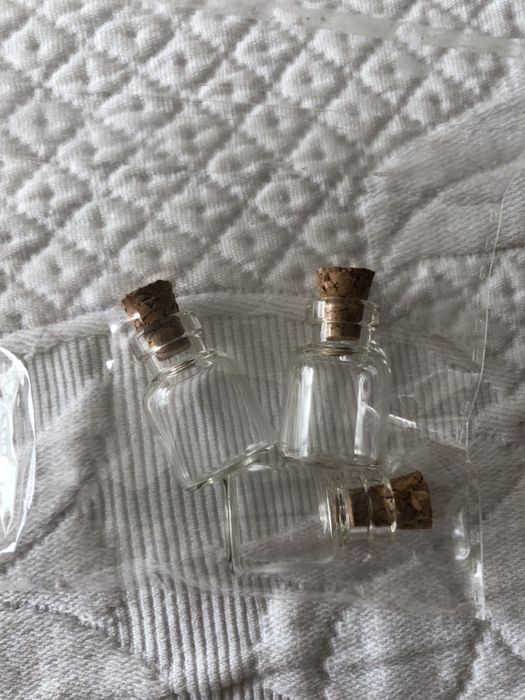 Bottles for Making Accessories443821506733680640
