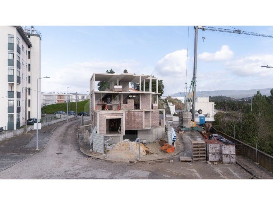 Apartamento T1| NOVO | Pedrulha | Com jardim privado