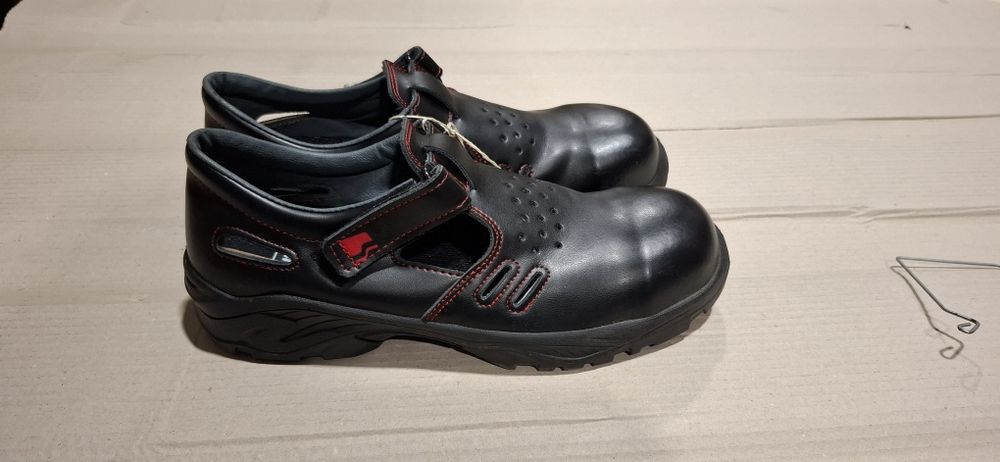 Nowe buty robocze firmy SIEVI r.43