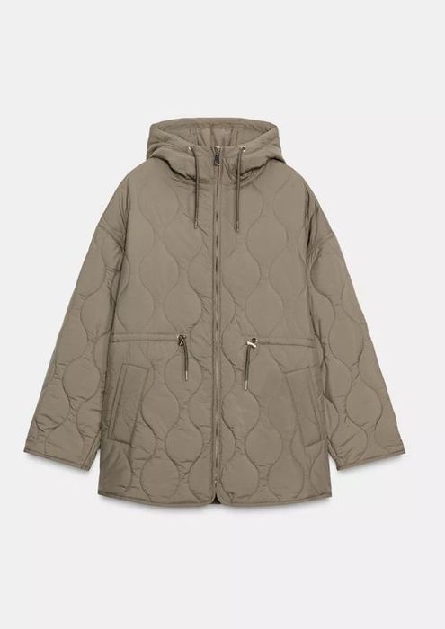 Весняна водовідштовхуюча  куртка zara S