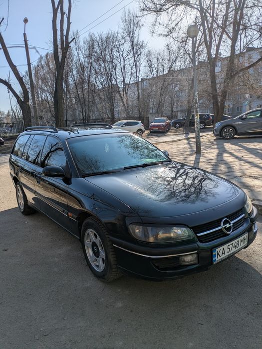 Opel omega b caravan 2.0  x20xev