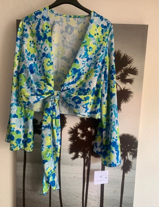 Blusa r calcao florido