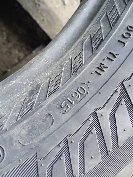 235.60.18 Nokian 2шт літо шини б/у склад Харків шиномонтаж
