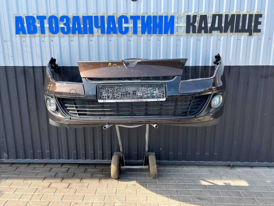 Бампер передній Renault Megane 3 (2011-2013) Бампер Рено Меган 3 2011 2012 2013