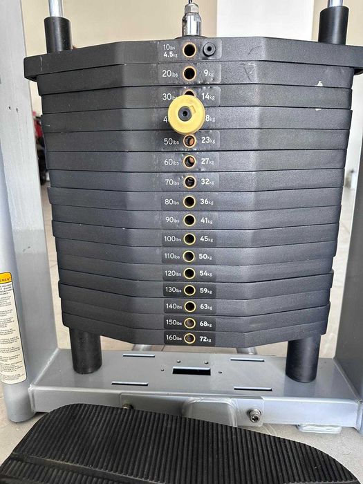 MAQUINA GLUTEOS MATRIX