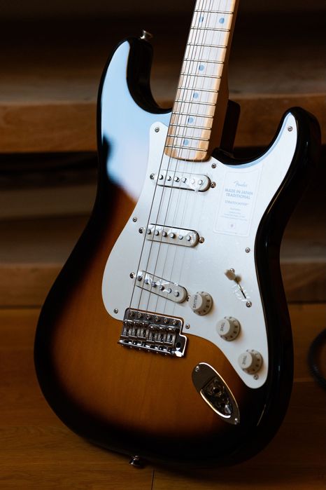 Fender Japan Traditional 50s Stratocaster Maple 2Color Sunburst (NOWY)