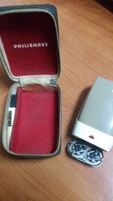 Máquina de barbear - Philishave (antiga)