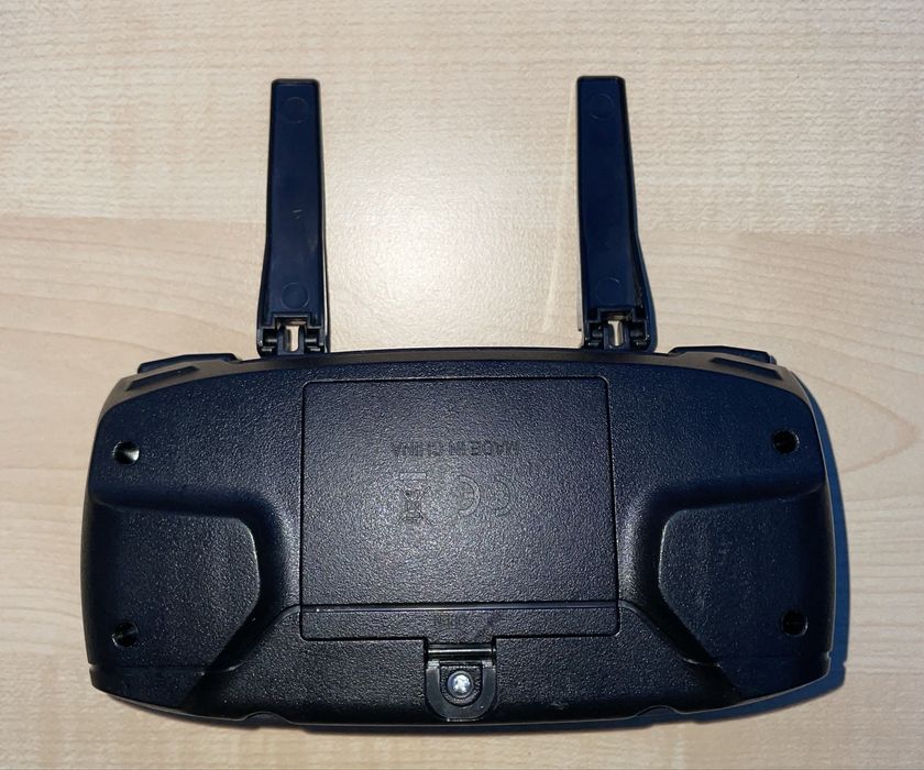 Dron z kamerą E88 PRO