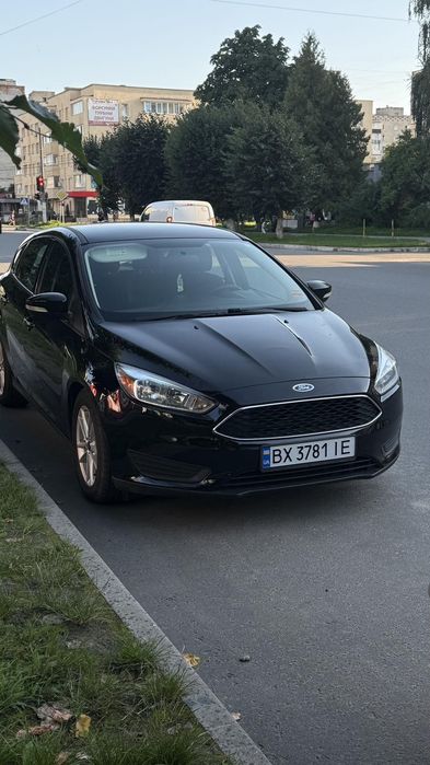 Продам срочно Форд фокус 2017р. 2.0 бензин автомат