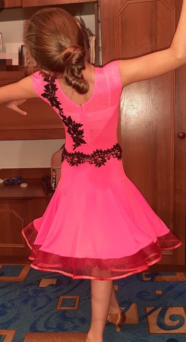 Плаття для латини