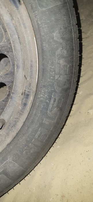 Шини з дисками 235/60