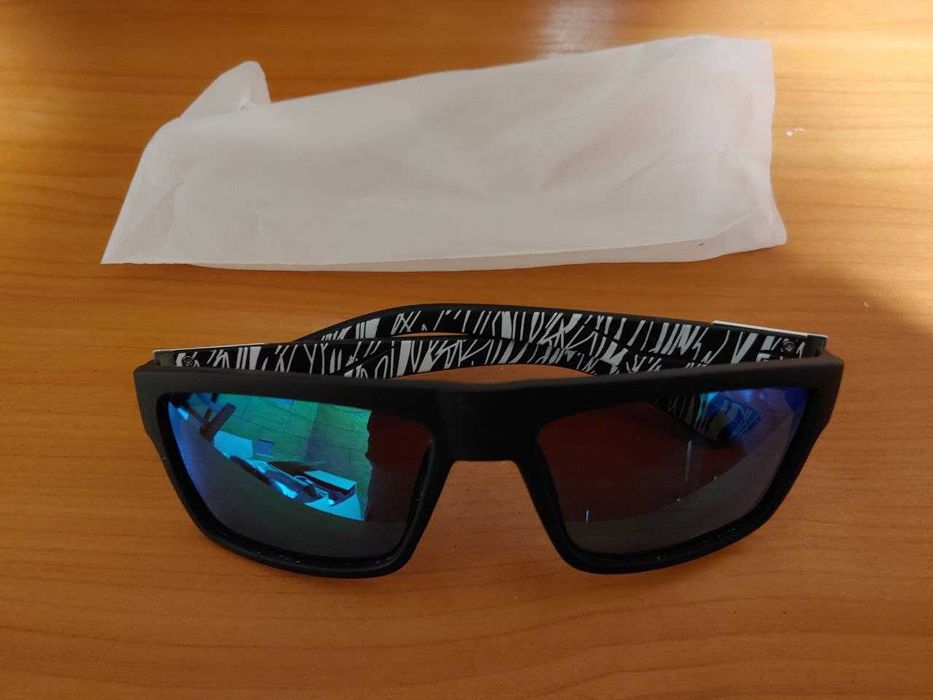 Окуляри сонцезахисні