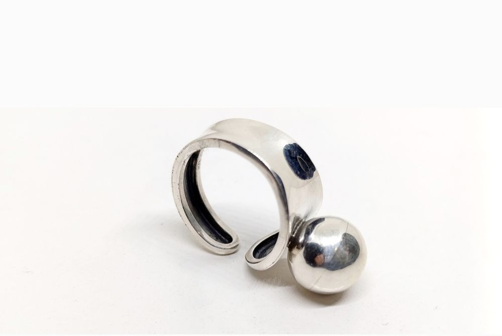 Pierścionek kulka rozmiar 18-19 srebro 925