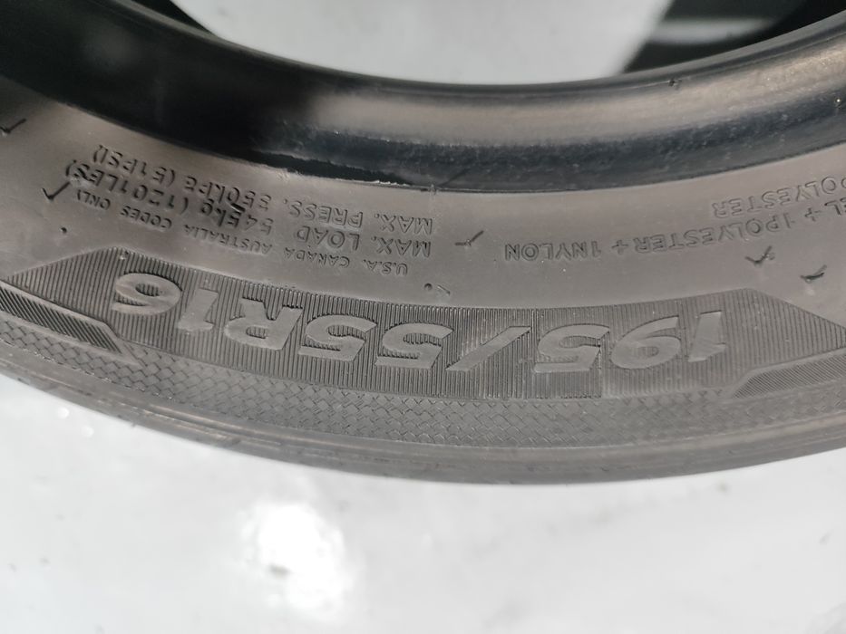 2 pneus semi novos 195-55R16 Hankook - Oferta dos Portes