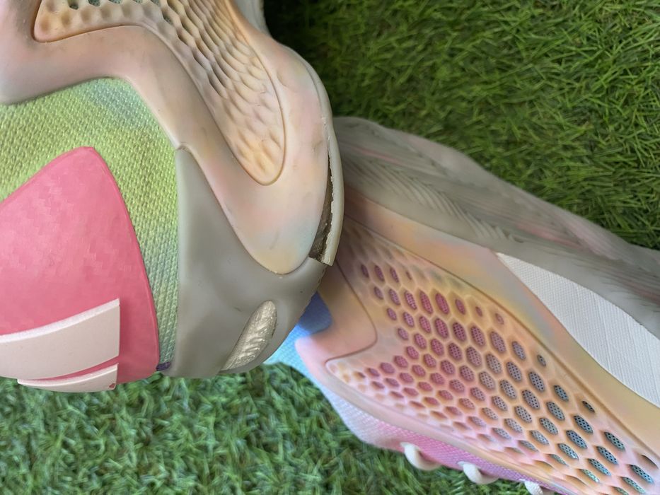 Баскетбольні кросівки adidas