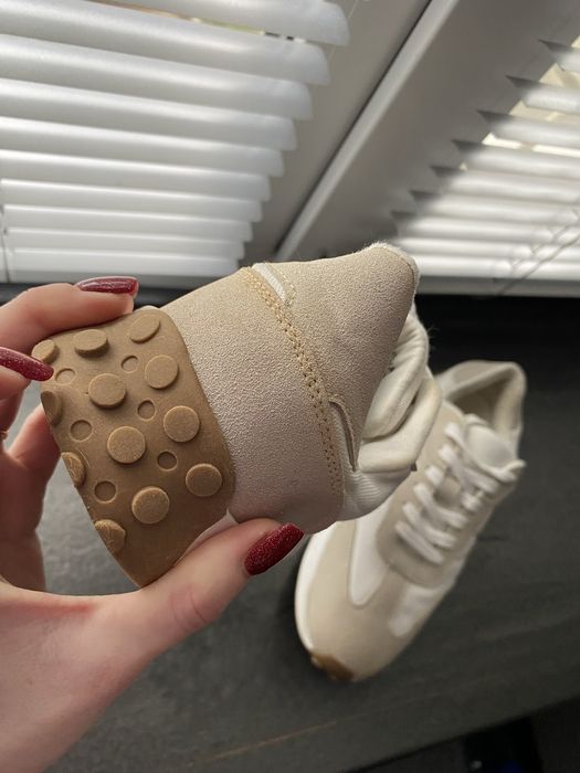 Продам кроссовки.    .