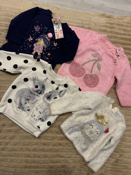 Пакет речей на дівчинку