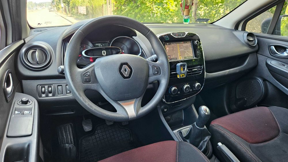 Renault Clio IV 1.5 DCI  Nawigacja Android auto