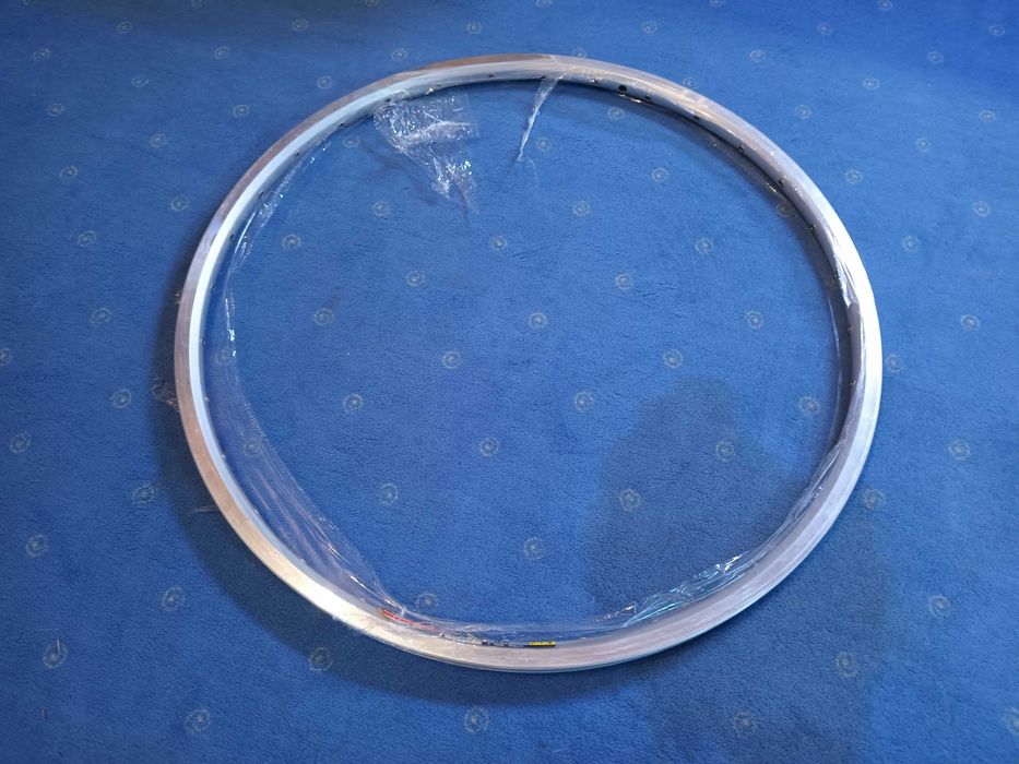 Obręcz Mavic X618 NOS retro nieużywana 32otw srebrna