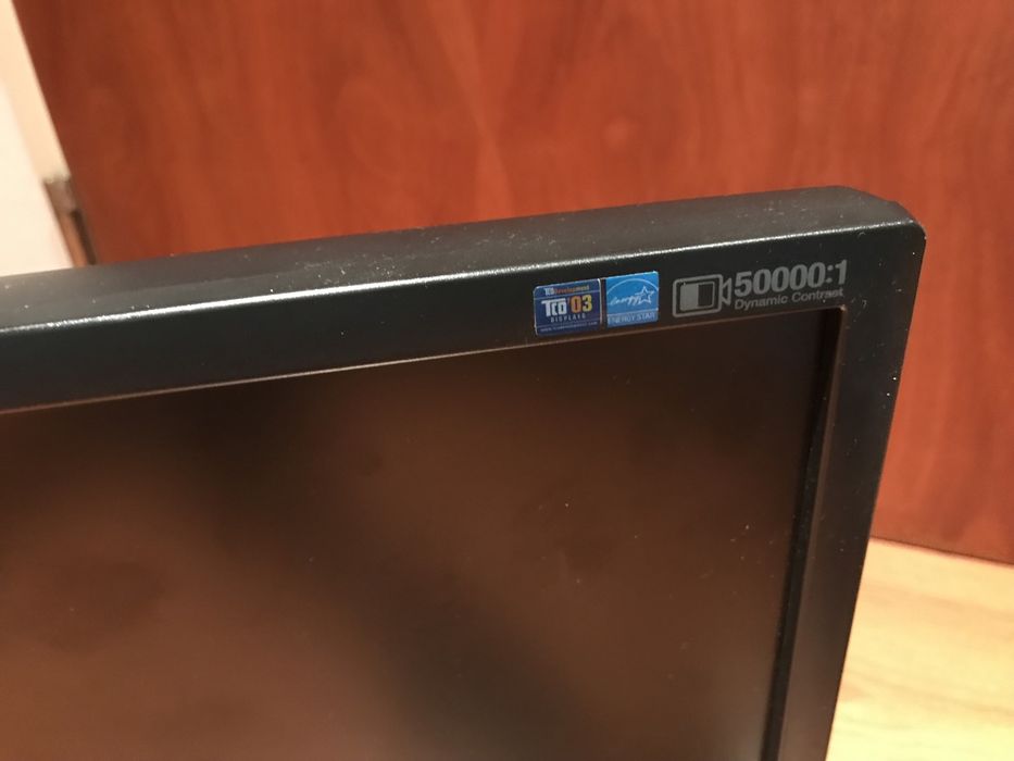 Monitor LG flatron modelo M 2062 DL outro HP P24G5 FHD