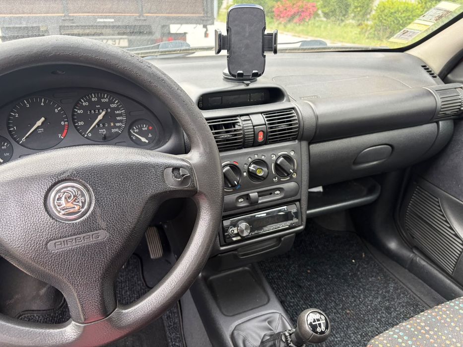 Vendo Opel Corsa 1.2 foto 5