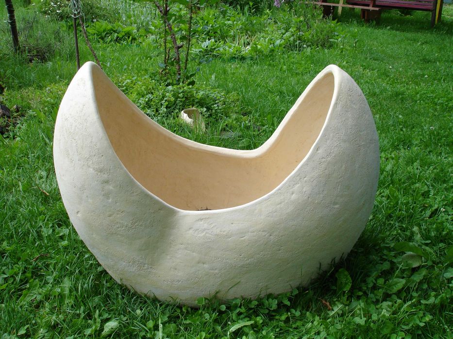 Sprzedam mrozoodporną donicę ceramiczną. 80×60×40 cm.