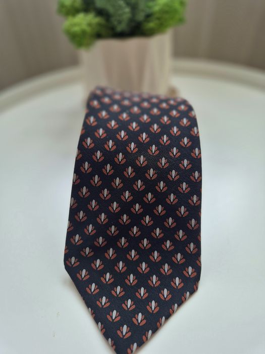 Краватка від Yves Saint Laurent