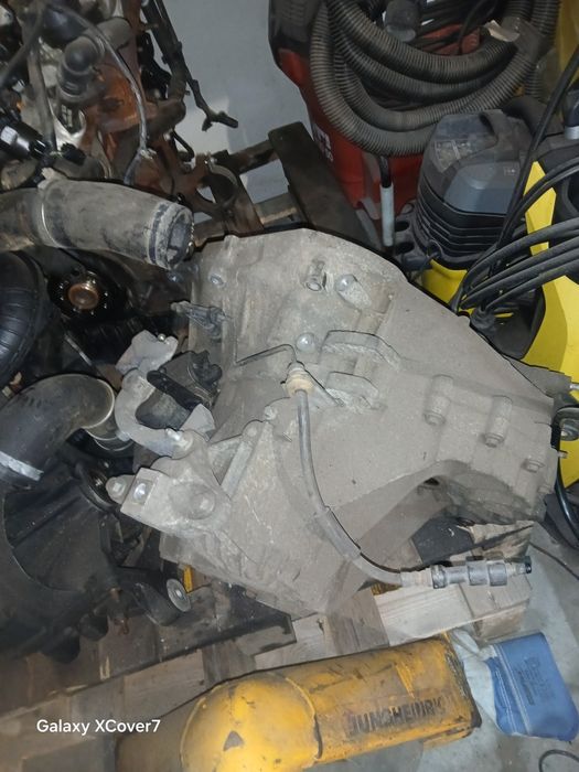 Skrzynia  biegów  Ford  Kuga mk 1  2.0 tdci  6 biegów