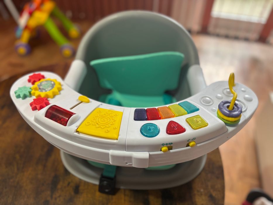 Kojec i siedzisko dla dziecka :)