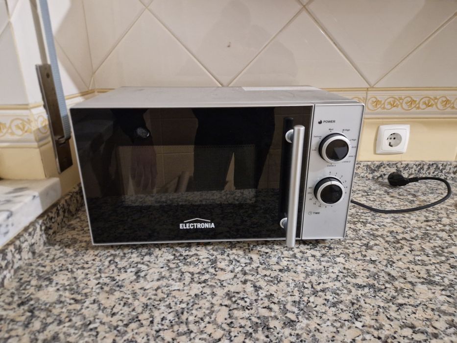 Microondas Electronia