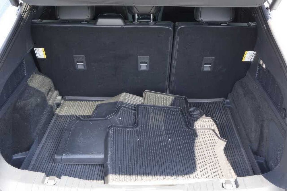 Ford Mustang Mach-E GT      2023