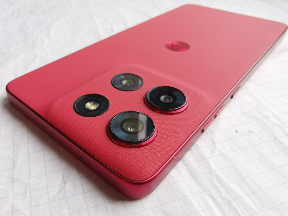Motorola Moto G86 5G 8/256 Gb Red