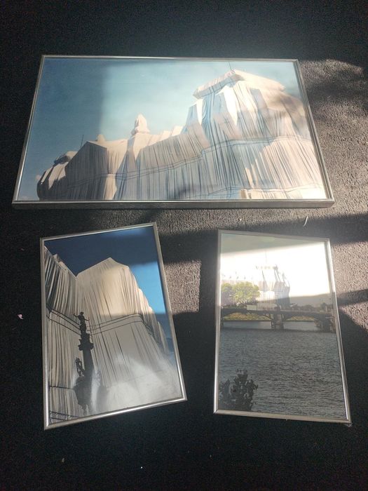 Zestaw 3 oprawionych fotografii Reichstagu w Berlinie z 1995 roku