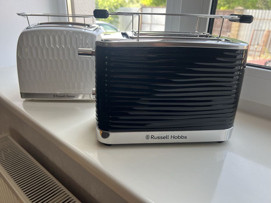 Тостер russell hobbs