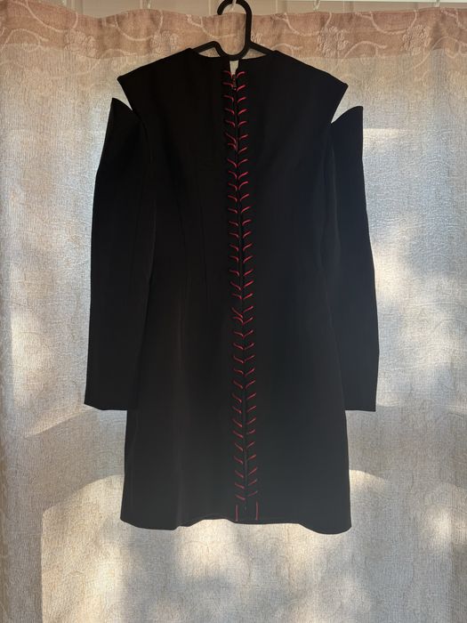 Нова жіноча сукня