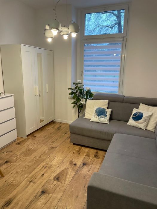 Ładna i przytulna kawalerka na parterze,