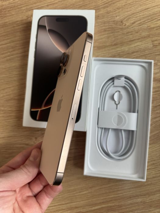 Iphone 16 Pro Max de 256gb com fatura e garantia ( Como Novo)