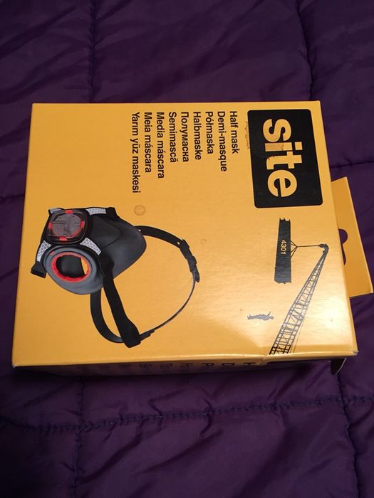 Professional Half-Mask with Particle Filters64739669308674120